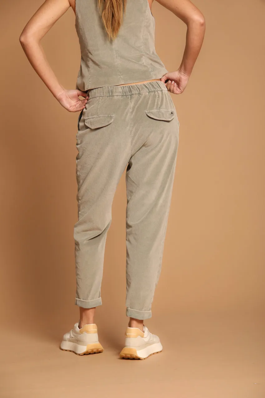 Malibu Jogger City pantaloni chino donna in velluto a coste relaxed fit